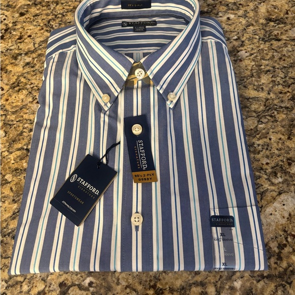 Stafford Blue Dress Shirt with Striped Pattern and Classic Collar - Picture 2 of 5